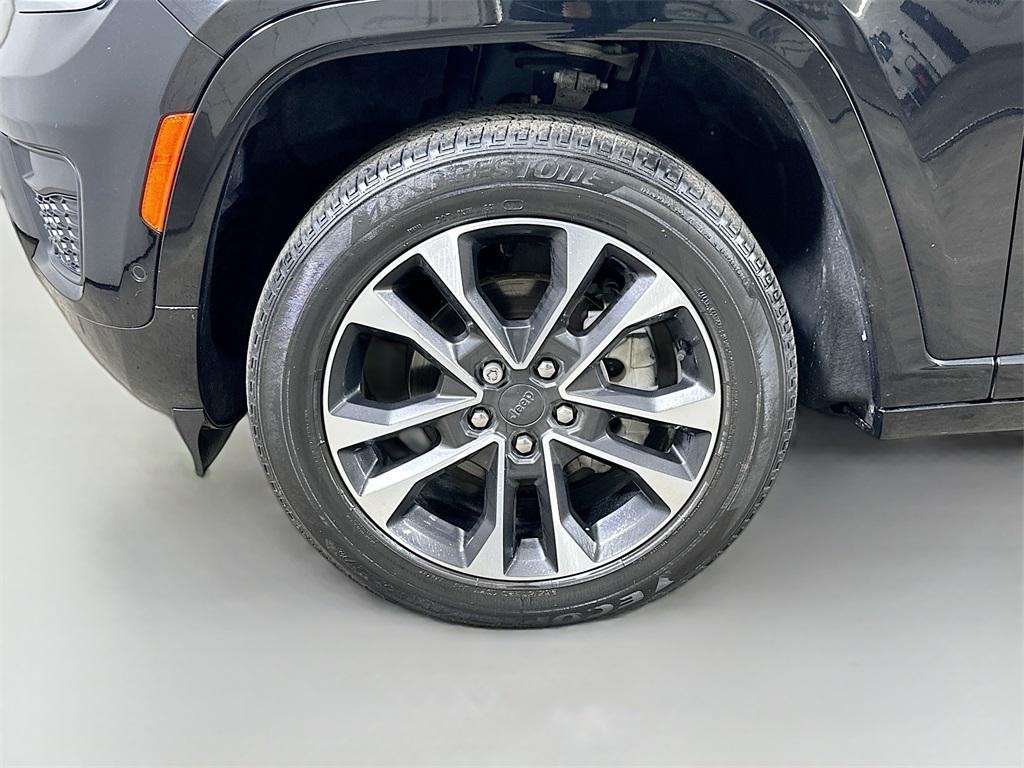 used 2022 Jeep Grand Cherokee car, priced at $33,500