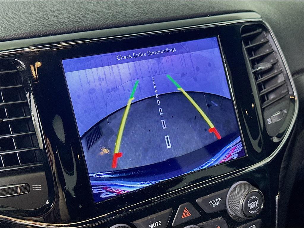 used 2019 Jeep Grand Cherokee car, priced at $18,949