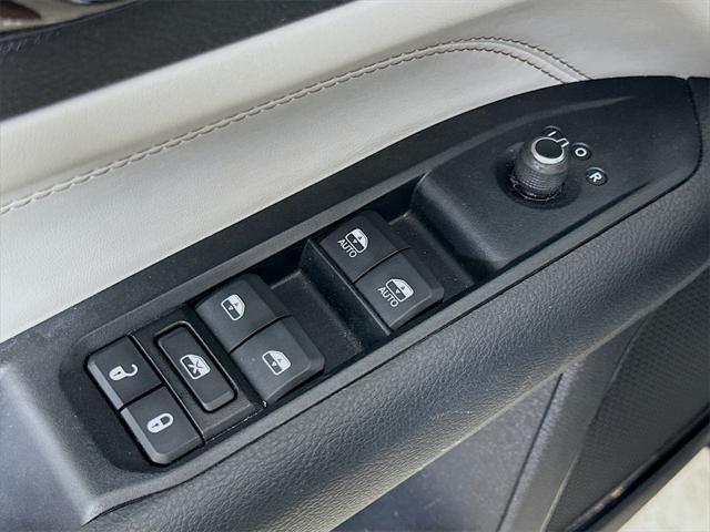 used 2022 Jeep Compass car, priced at $20,696