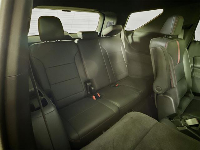 used 2024 Chevrolet Traverse car, priced at $53,999