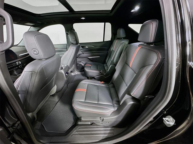 used 2024 Chevrolet Traverse car, priced at $53,999