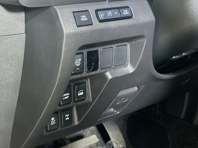 used 2022 Nissan Frontier car, priced at $30,887