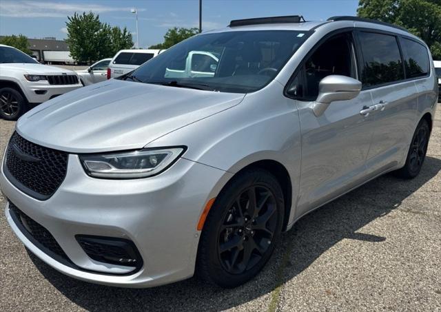 used 2022 Chrysler Pacifica car, priced at $24,995
