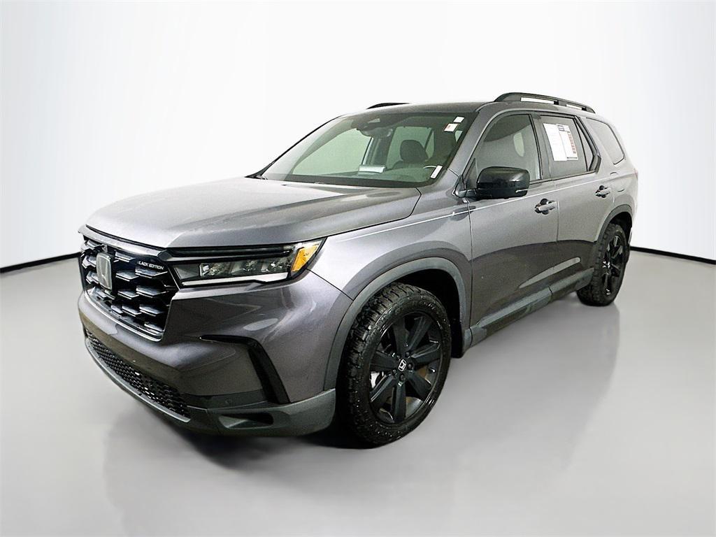 used 2025 Honda Pilot car, priced at $48,724