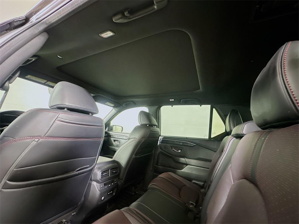 used 2025 Honda Pilot car, priced at $48,724