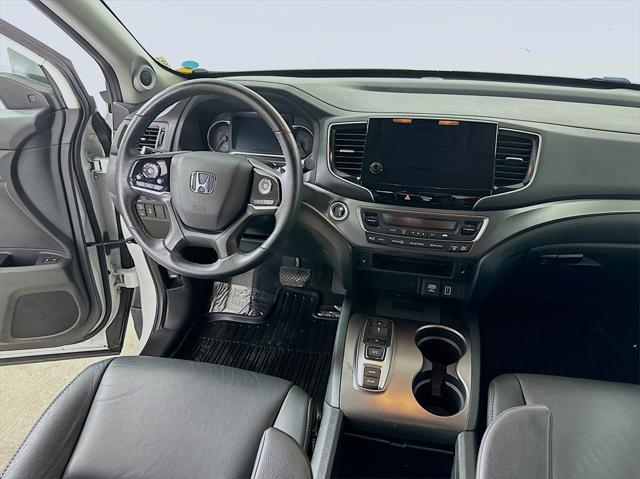 used 2022 Honda Pilot car, priced at $30,749