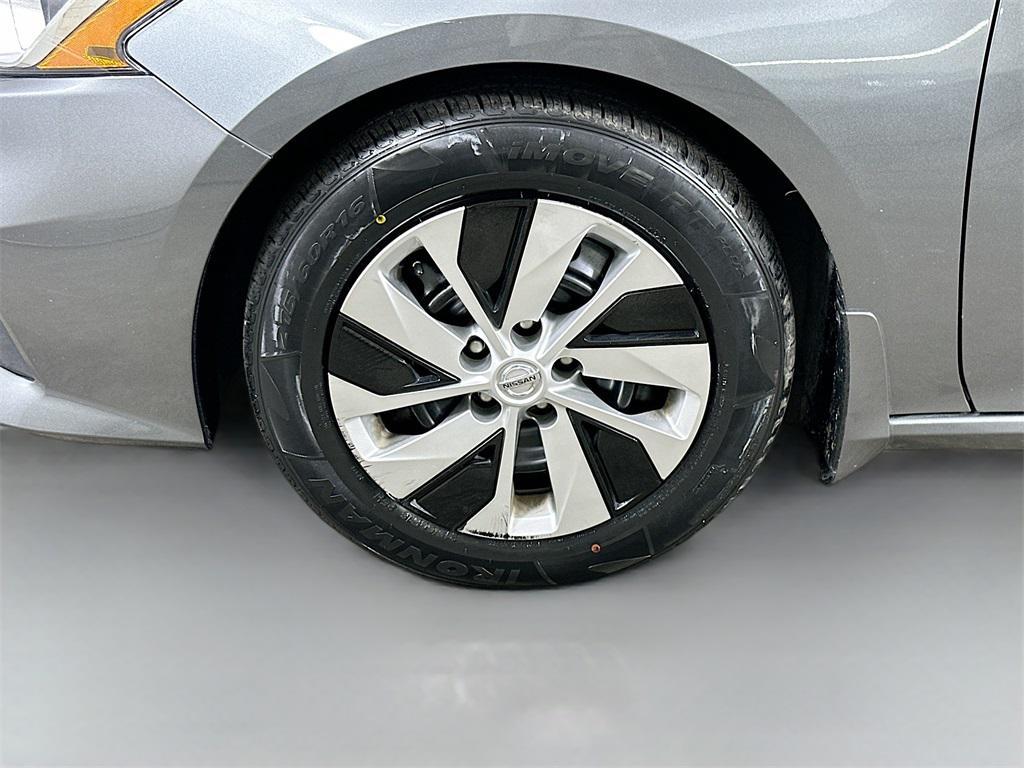 used 2020 Nissan Altima car, priced at $15,999