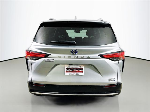 used 2022 Toyota Sienna car, priced at $33,398