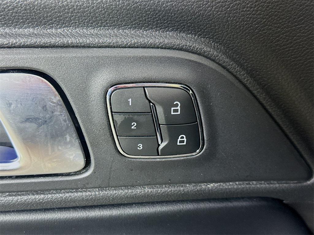used 2022 Ford Mustang car, priced at $37,999