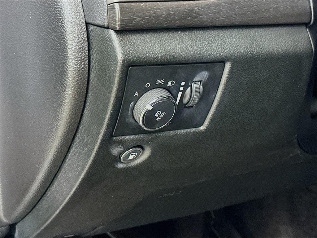 used 2018 Jeep Grand Cherokee car, priced at $15,900