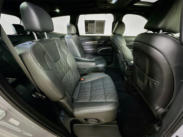 used 2024 Kia Telluride car, priced at $43,678