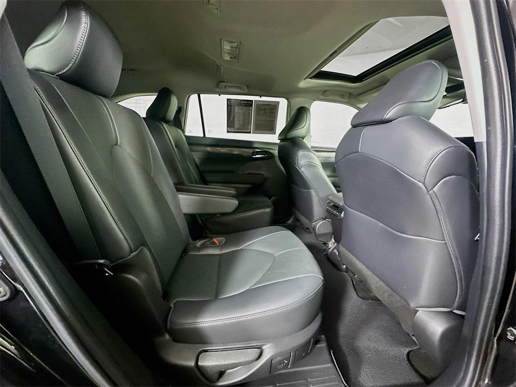 used 2023 Toyota Highlander car, priced at $37,700