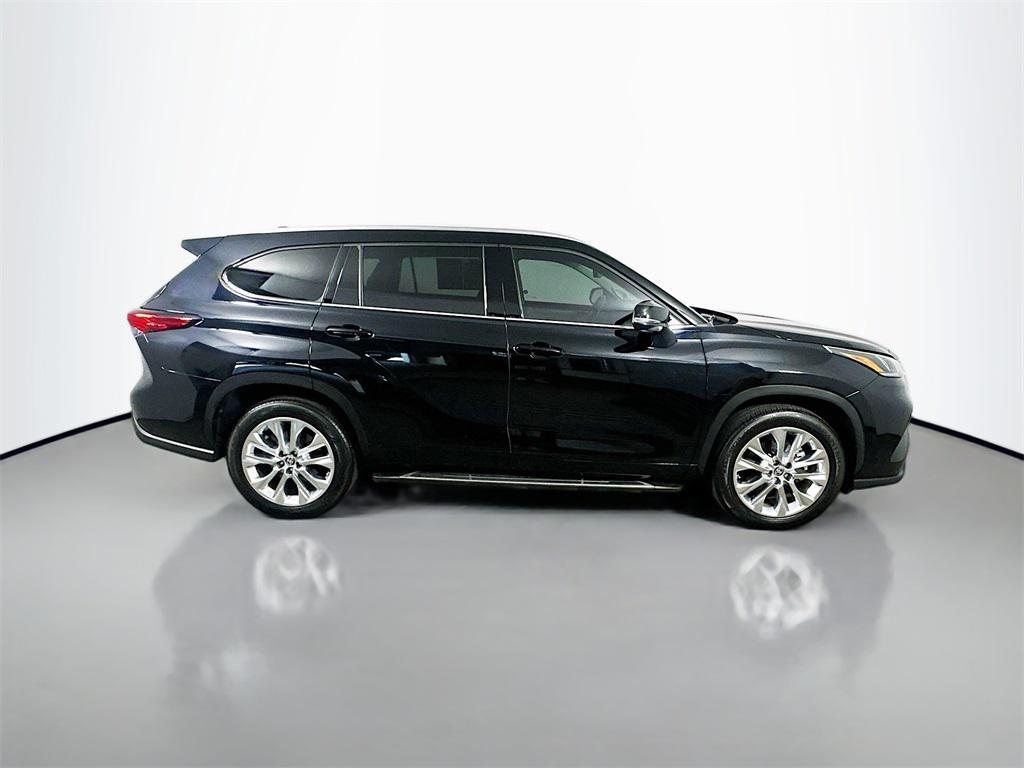 used 2023 Toyota Highlander car, priced at $37,700