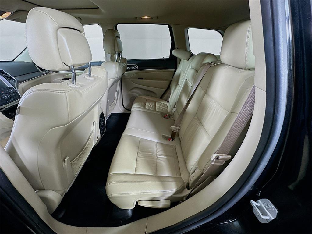 used 2015 Jeep Grand Cherokee car, priced at $13,531