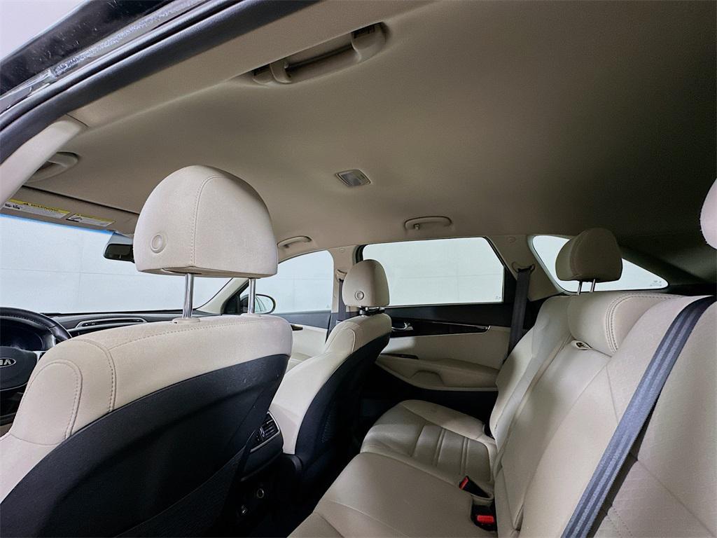 used 2019 Kia Sorento car, priced at $14,382