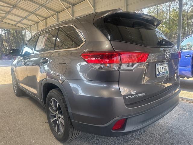 used 2019 Toyota Highlander car, priced at $26,899