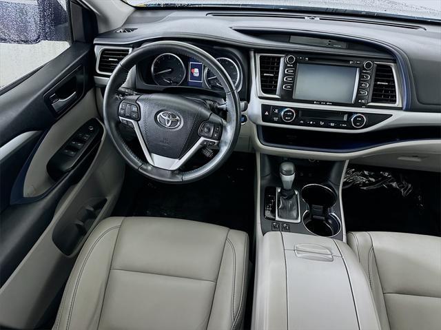 used 2017 Toyota Highlander car, priced at $25,294