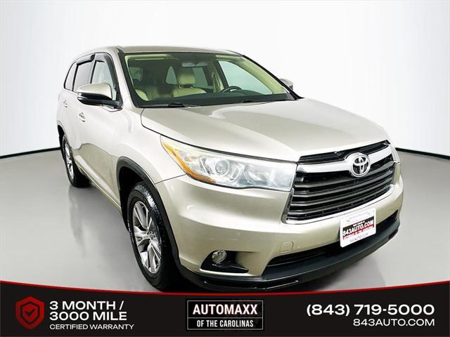 used 2016 Toyota Highlander car, priced at $20,999