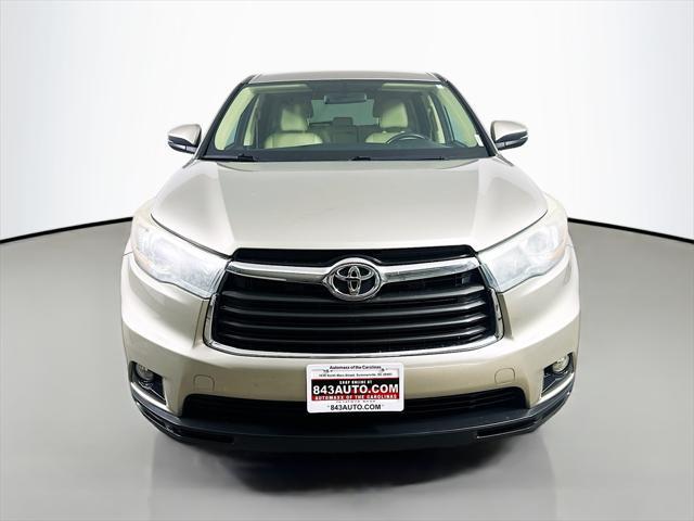 used 2016 Toyota Highlander car, priced at $20,999