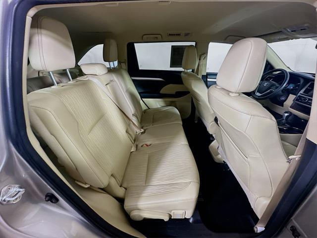 used 2016 Toyota Highlander car, priced at $20,999