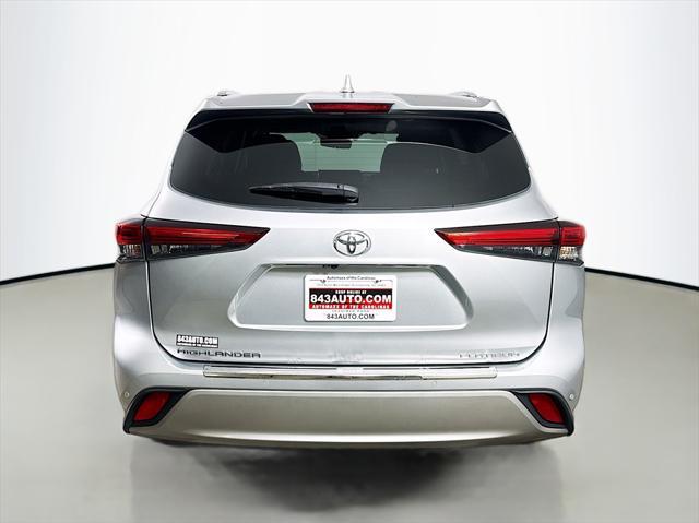 used 2020 Toyota Highlander car, priced at $29,500