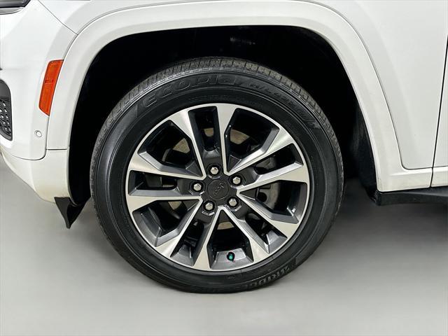 used 2021 Jeep Grand Cherokee L car, priced at $37,286