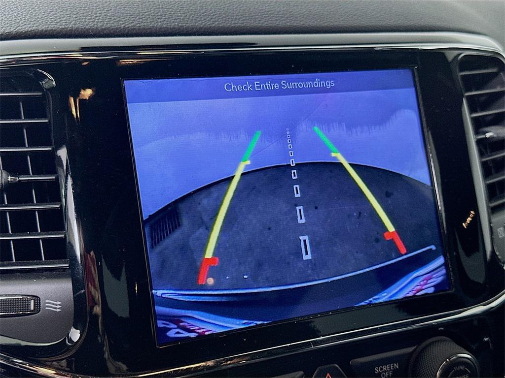 used 2019 Jeep Grand Cherokee car, priced at $17,999