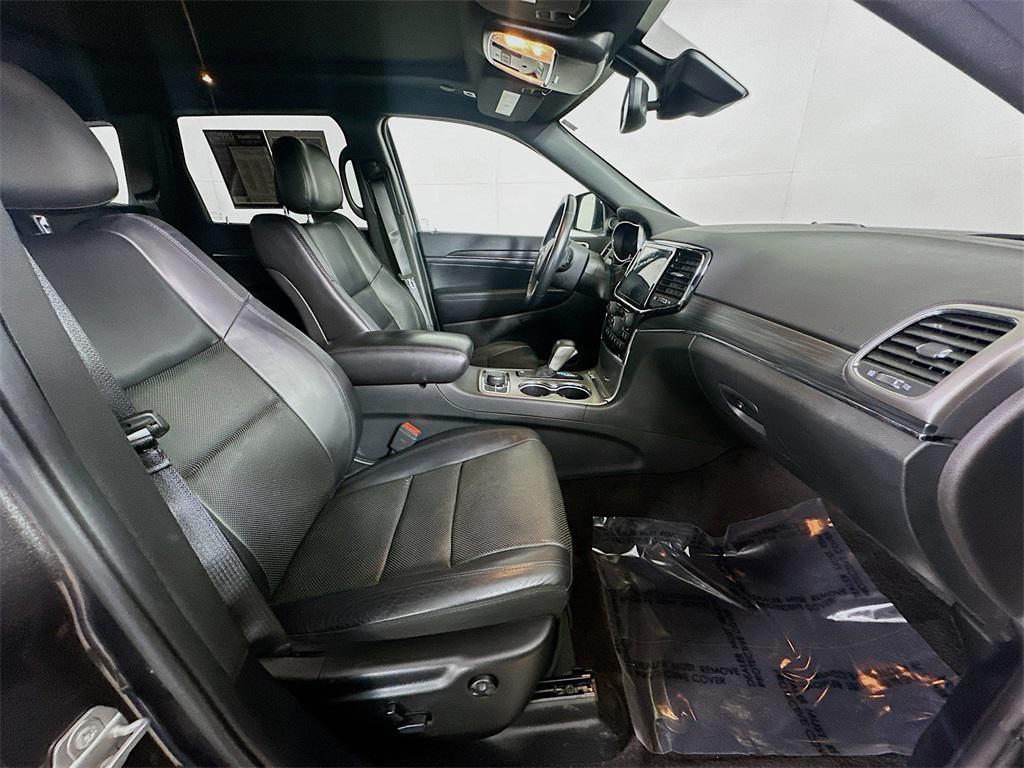used 2019 Jeep Grand Cherokee car, priced at $17,999