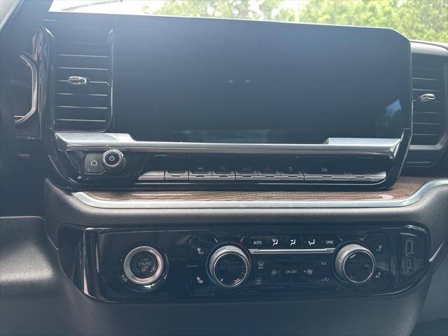 used 2022 Chevrolet Silverado 1500 car, priced at $40,995