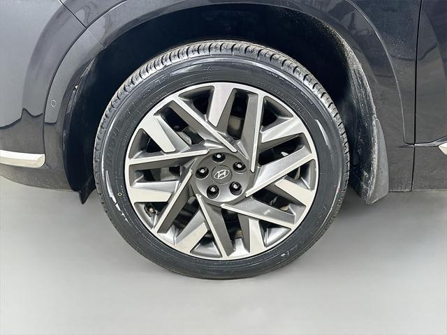 used 2023 Hyundai Santa Fe car, priced at $31,999