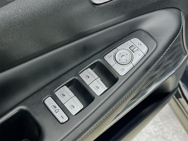 used 2023 Hyundai Santa Fe car, priced at $31,999
