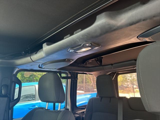 used 2018 Jeep Wrangler Unlimited car, priced at $32,290