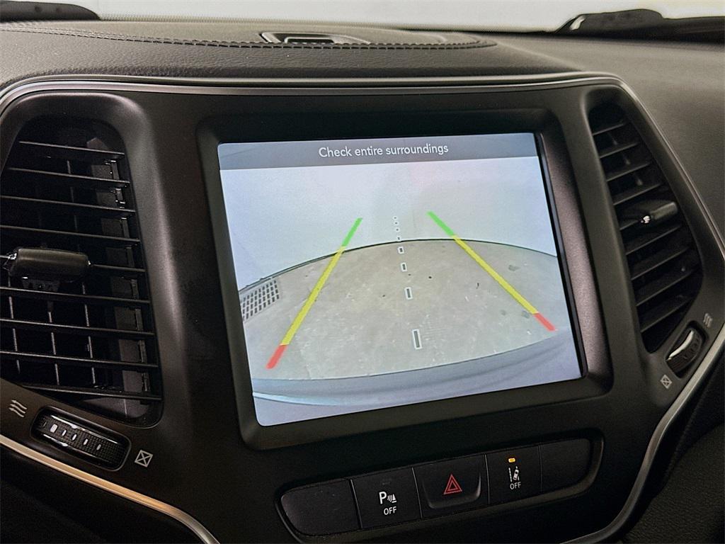used 2022 Jeep Cherokee car, priced at $18,300
