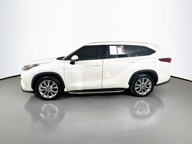 used 2020 Toyota Highlander car, priced at $31,311
