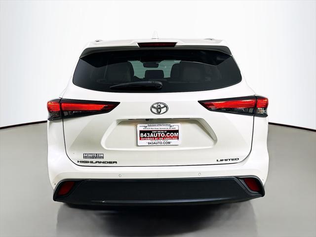used 2020 Toyota Highlander car, priced at $31,311
