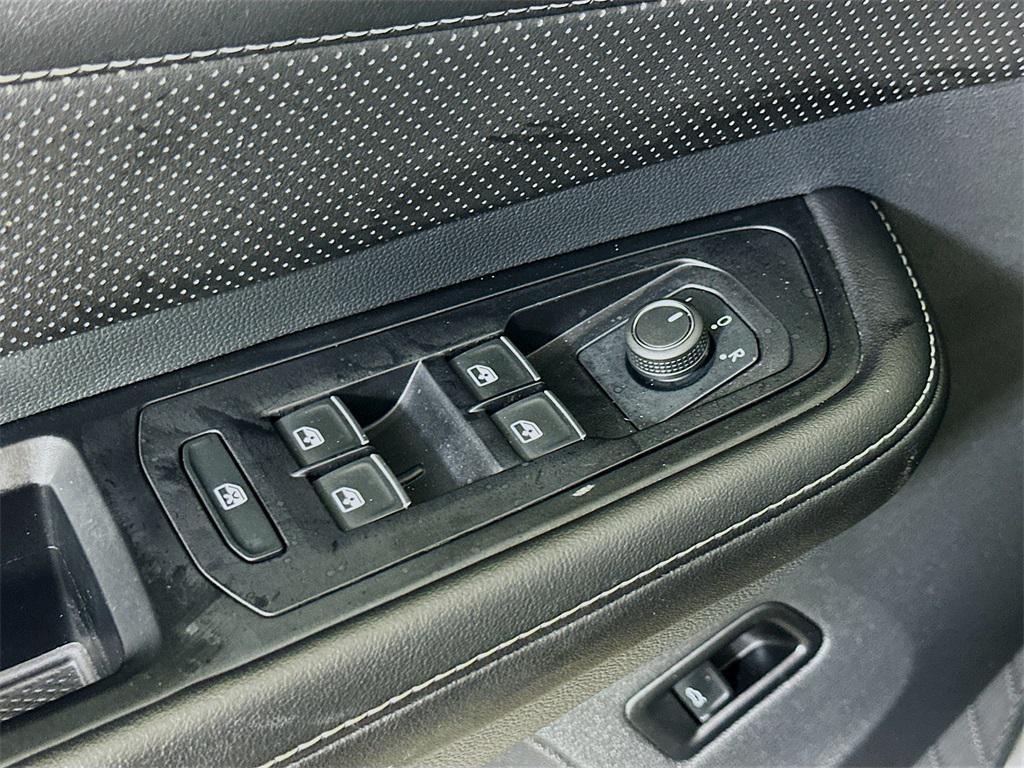 used 2024 Volkswagen Atlas car, priced at $32,602