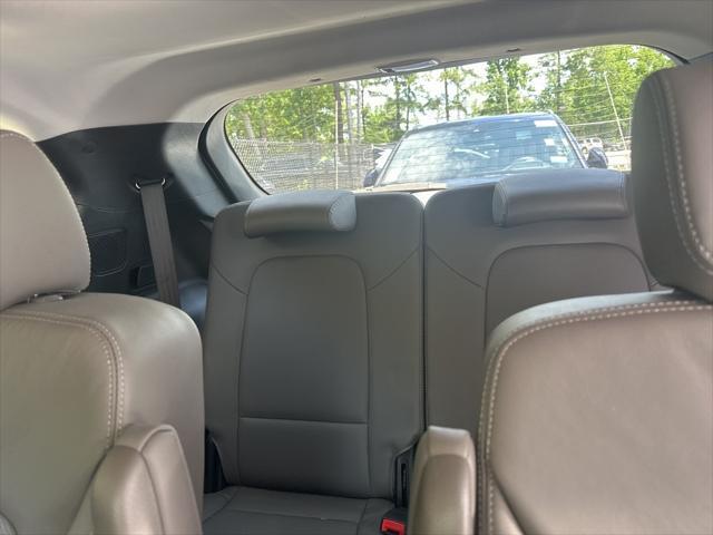 used 2017 Hyundai Santa Fe car, priced at $18,598