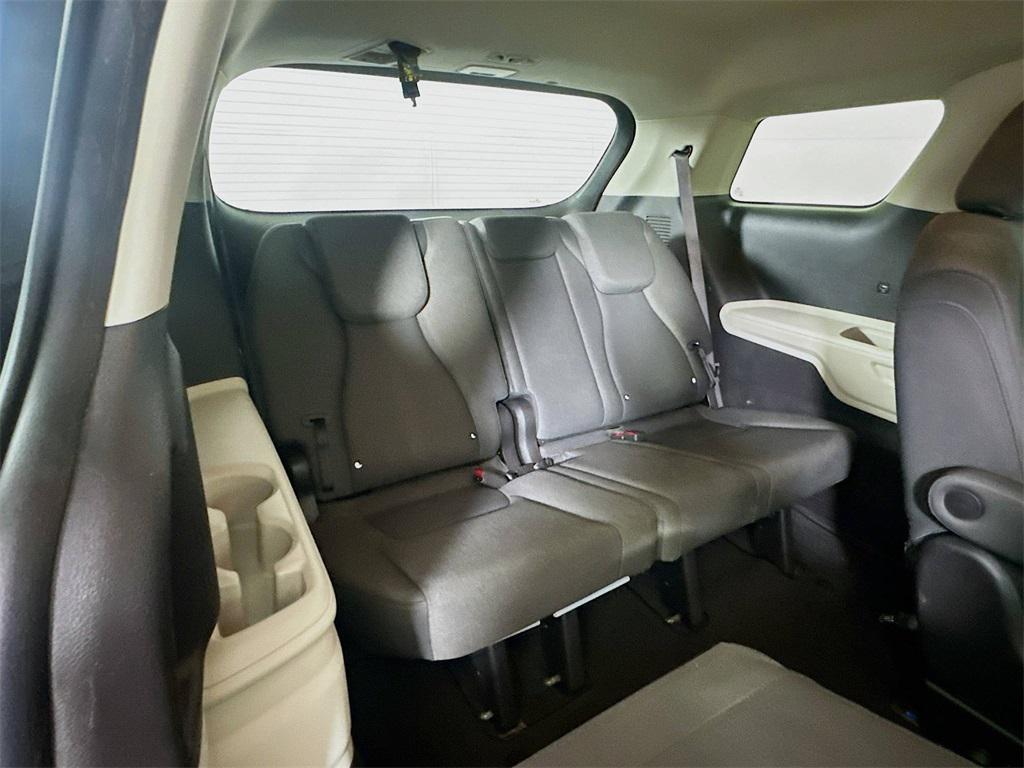 used 2022 Kia Carnival car, priced at $22,040