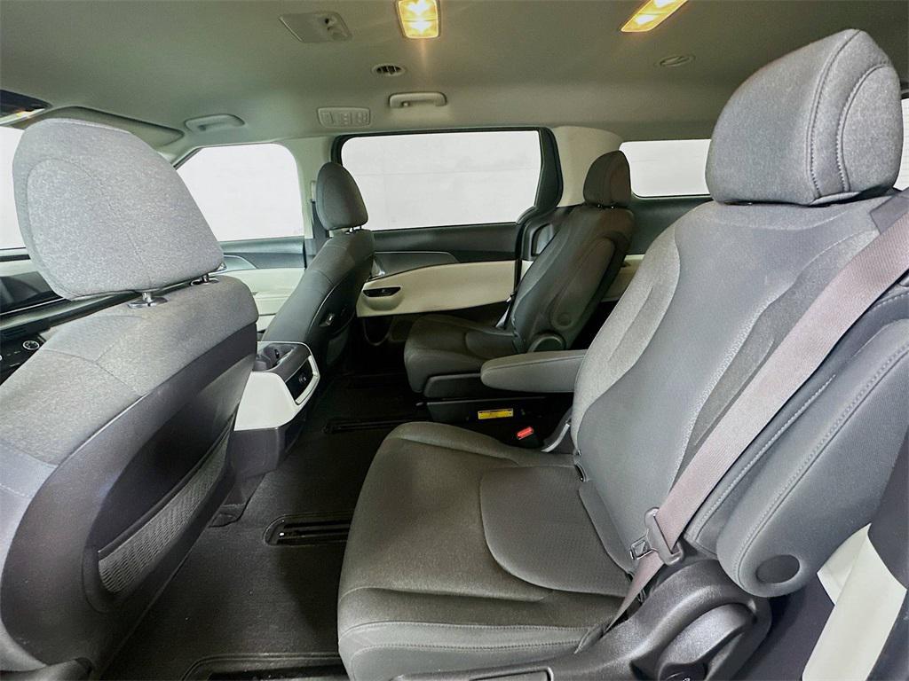 used 2022 Kia Carnival car, priced at $22,040