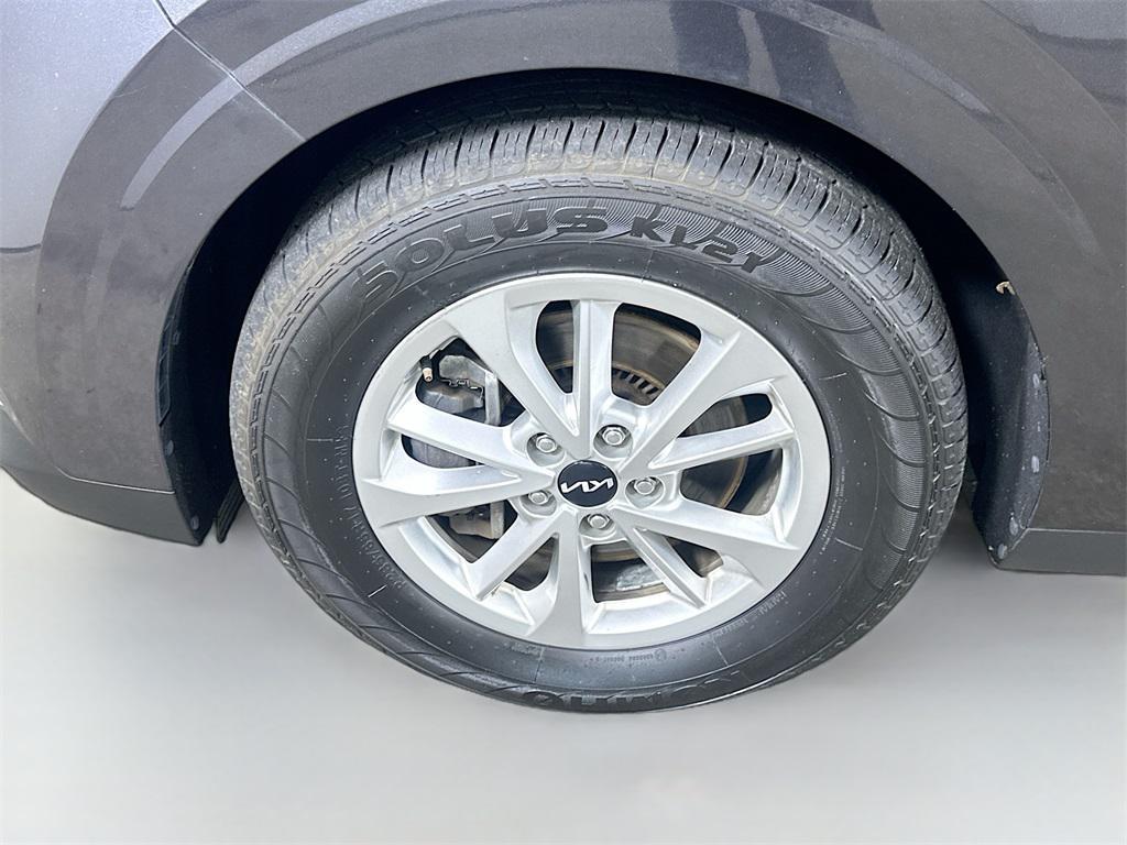 used 2022 Kia Carnival car, priced at $22,040