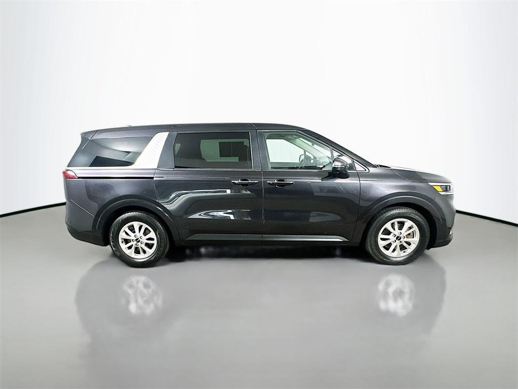 used 2022 Kia Carnival car, priced at $22,040