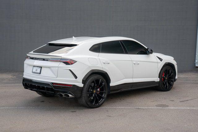 used 2022 Lamborghini Urus car, priced at $224,995