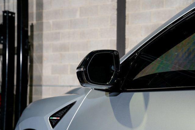 used 2021 Lamborghini Urus car