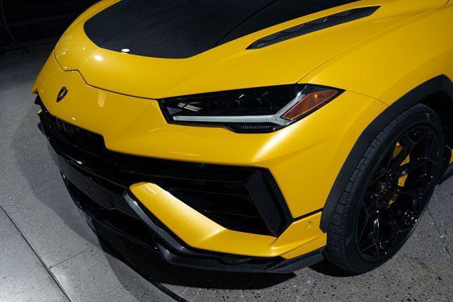 used 2024 Lamborghini Urus car, priced at $321,995