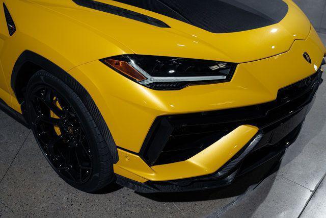 used 2024 Lamborghini Urus car, priced at $321,995