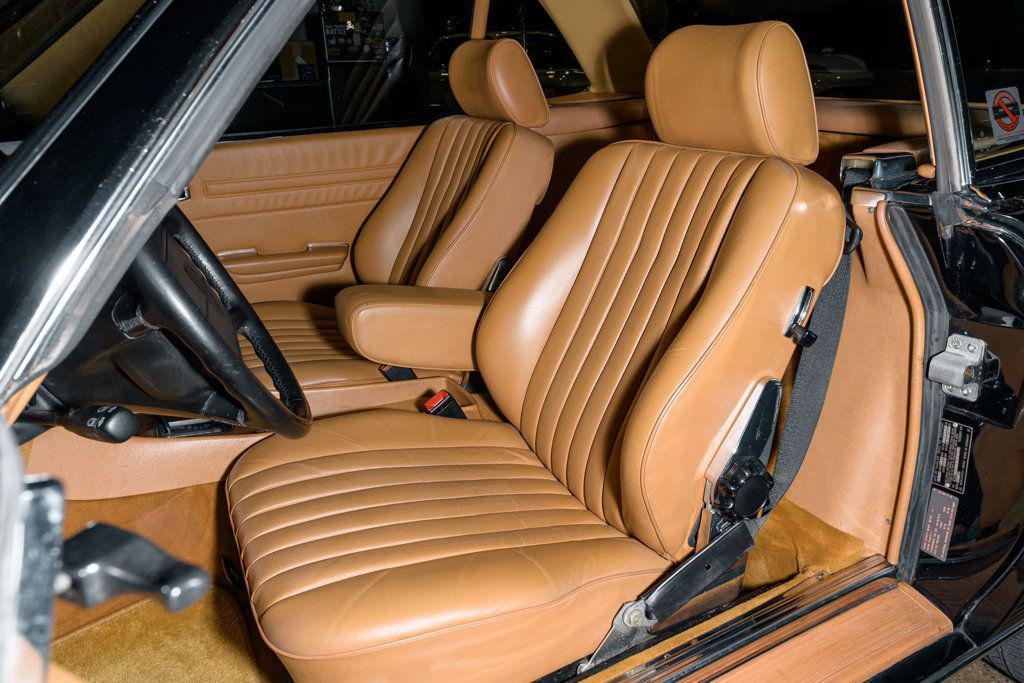 used 1988 Mercedes-Benz 560 car, priced at $29,995
