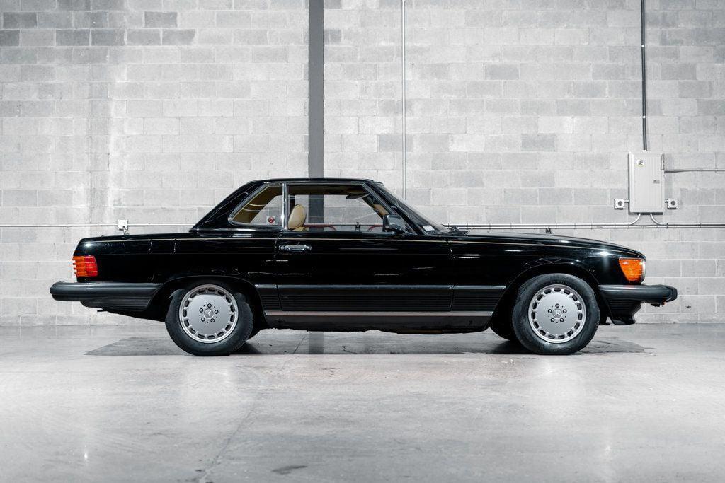 used 1988 Mercedes-Benz 560 car, priced at $29,995