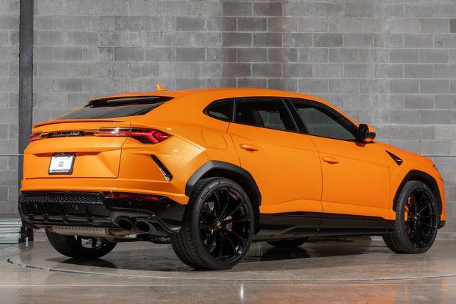 used 2021 Lamborghini Urus car, priced at $214,995