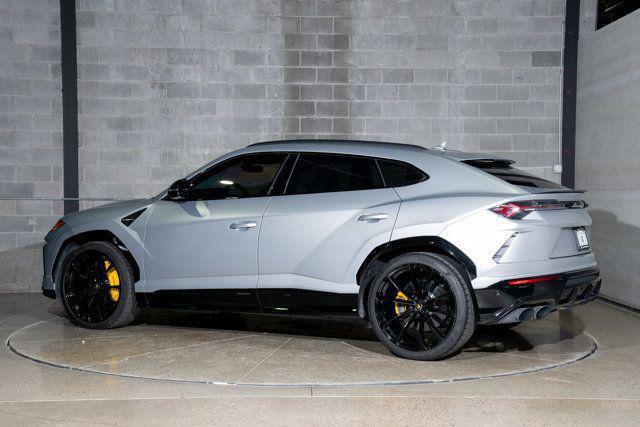 used 2021 Lamborghini Urus car, priced at $228,995