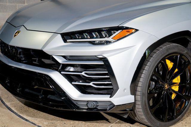 used 2021 Lamborghini Urus car, priced at $228,995